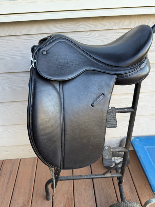 Bates Show Pony- 15inch luxe