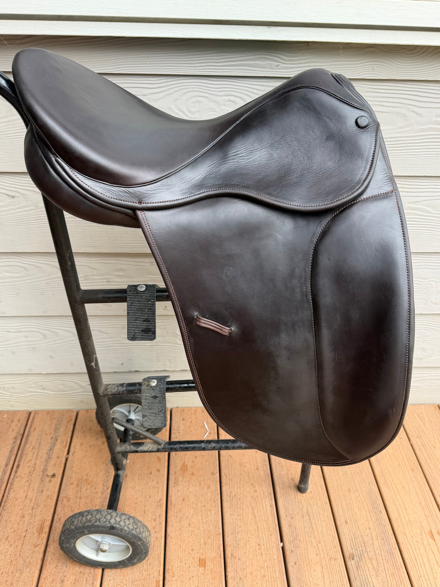 17inch centuar turnout saddle