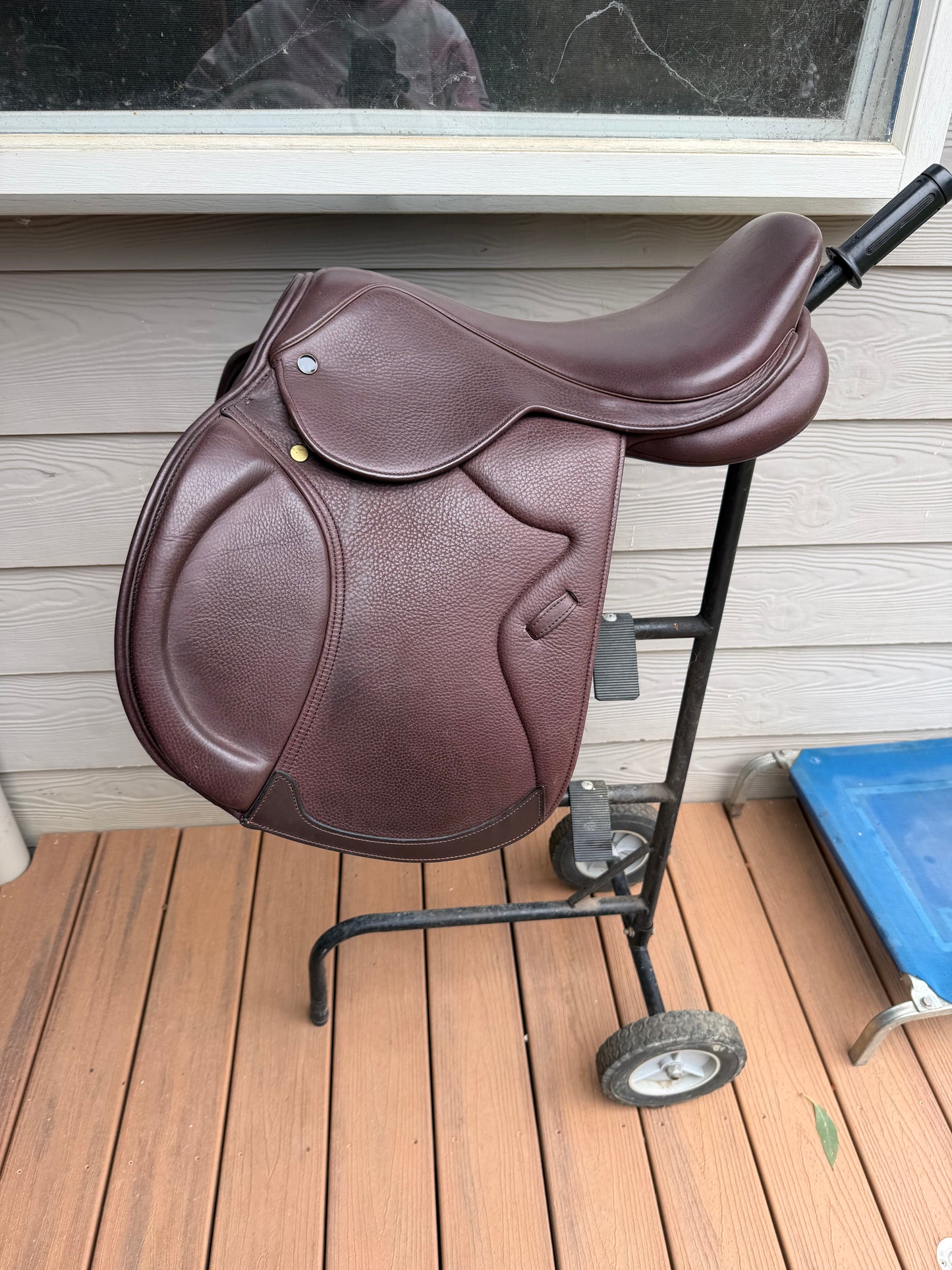 17.5 jumping saddle new demo