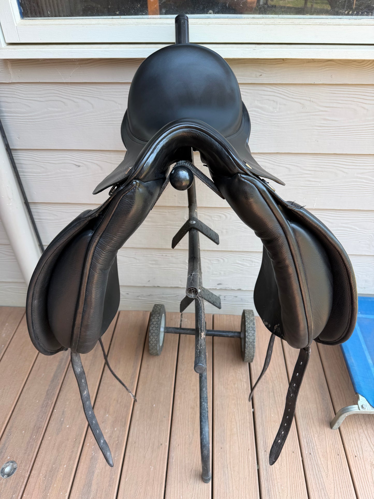 Anky dressage saddle 17.5inch