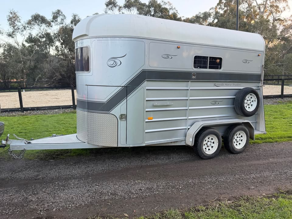 Rowville 2 Horse Angle Float